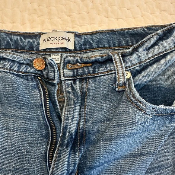 Sneak Peak Vintage Classic Blue Flare Jeans with Distressed Details - Picture 3 of 5